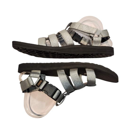 EUC SILVER TEVA DORADO SANDALS SZ 10 - Picture 3 of 10